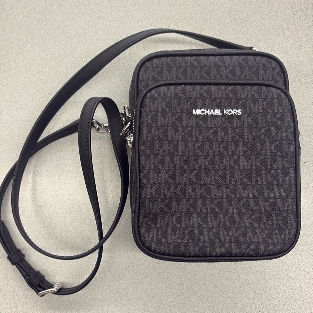 Michael Kors Jet Set Travel Medium Logo, Crossbody Bag, Black